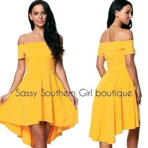 ⭐🆕 Yellow high low dress